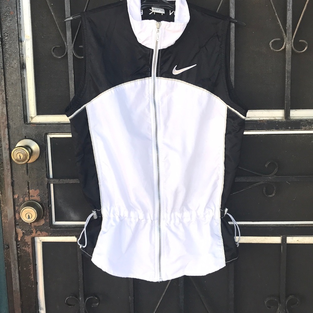Nike vest